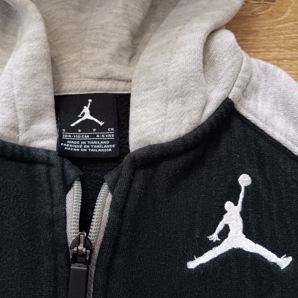 Jordan Youth Toddler Zip Up Hoodie Size 5 - Picture 3 of 4